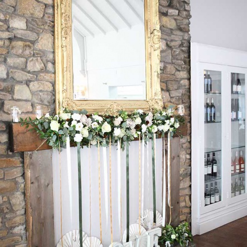 Floral Lounge Fireplace garland